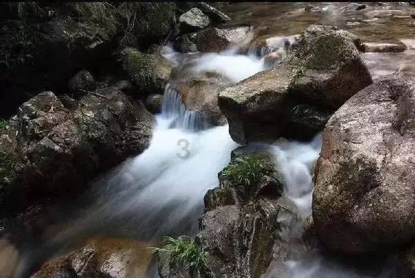 探索未知山峰